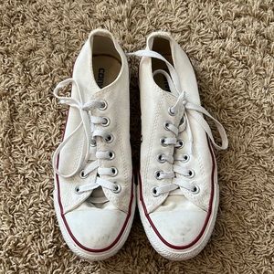 Low-Top Classic White Converse